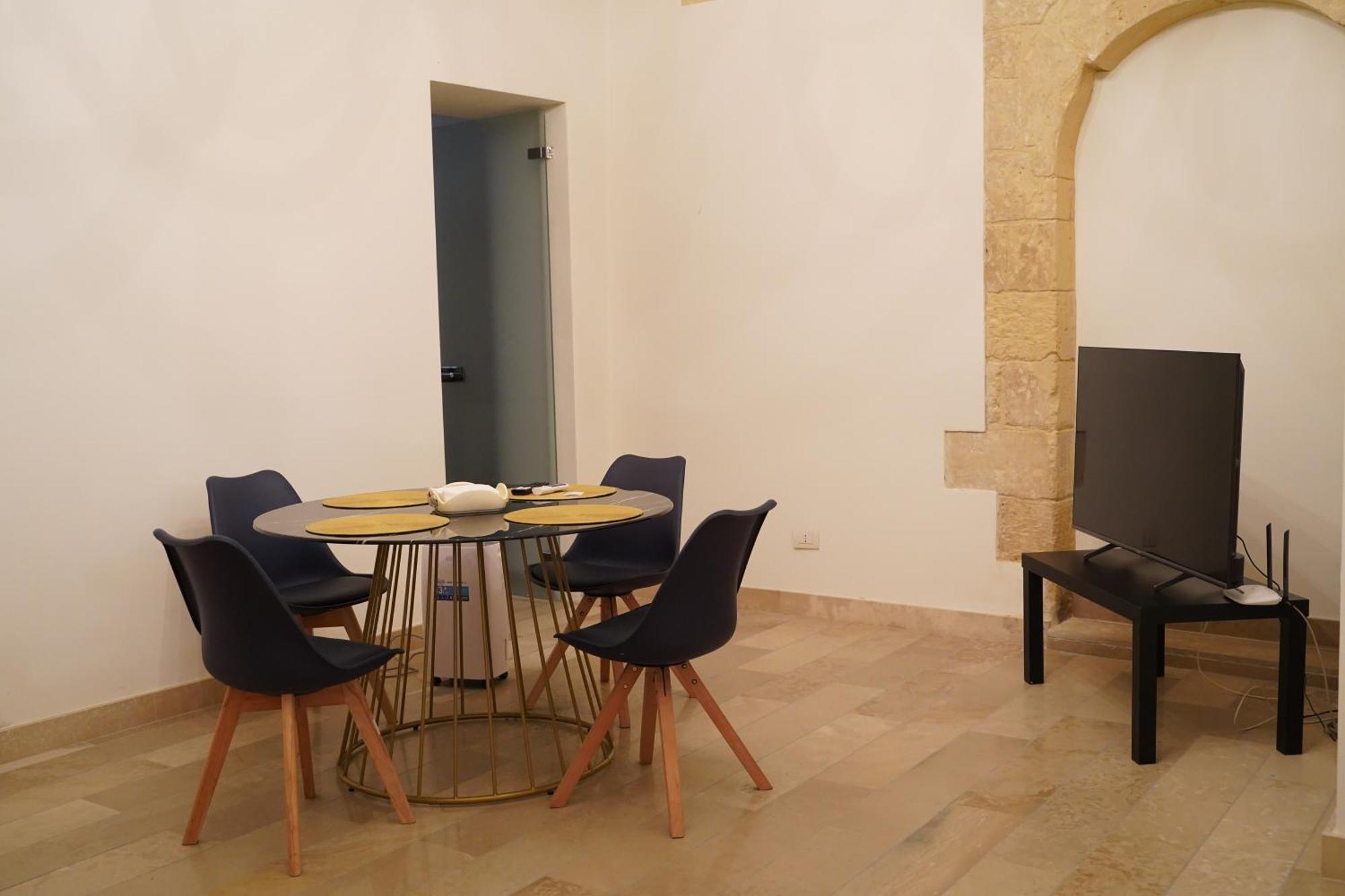Suite Home D'Aragona Лечче Экстерьер фото